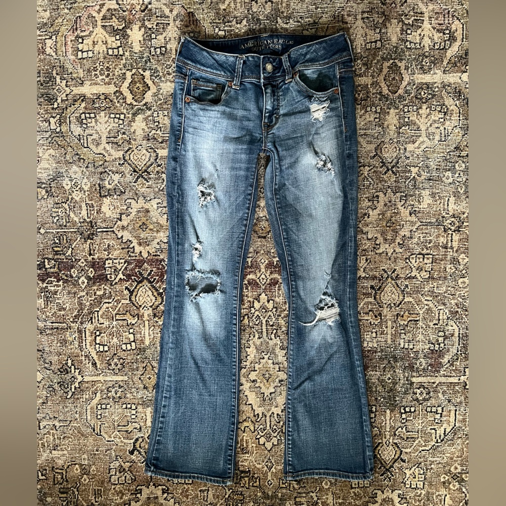 American Eagle low rise jeans